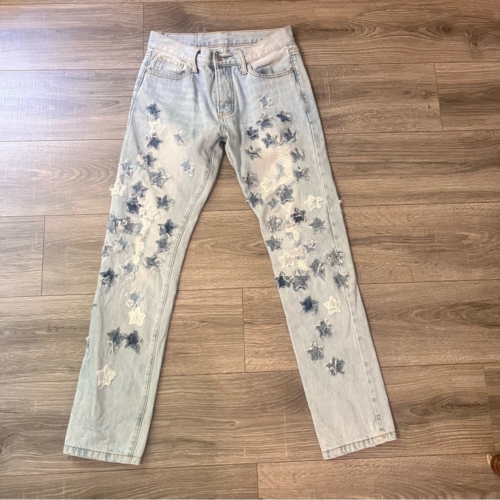 mnml denim jeans appliquéd stars size 30‎ babyface 31 inch inseam light wash